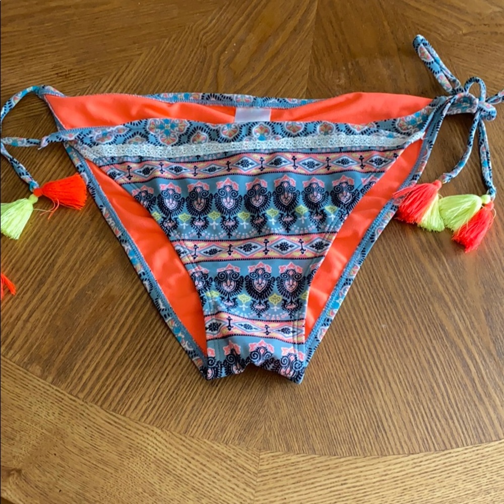 Bathing suit bottoms